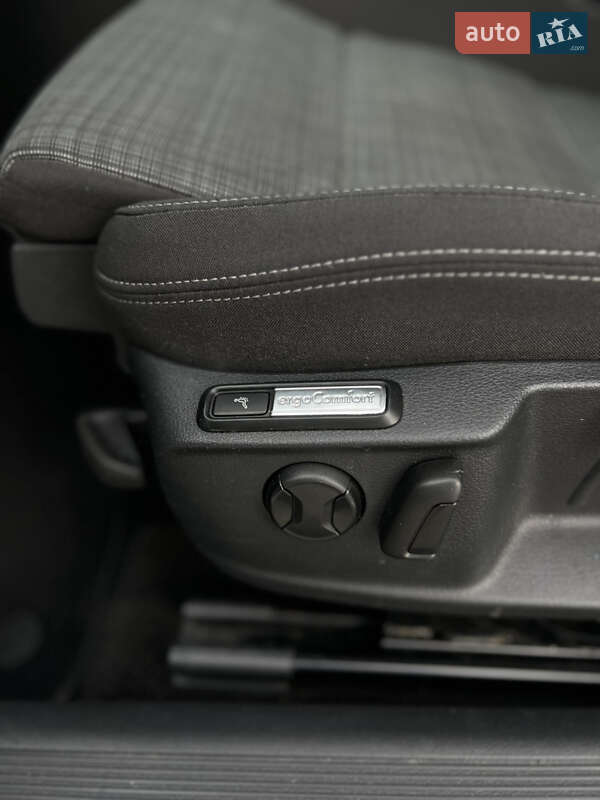 Универсал Volkswagen Passat 2021 в Дубно фото 41 Универсал Volkswagen Passat 2021 в Дубно