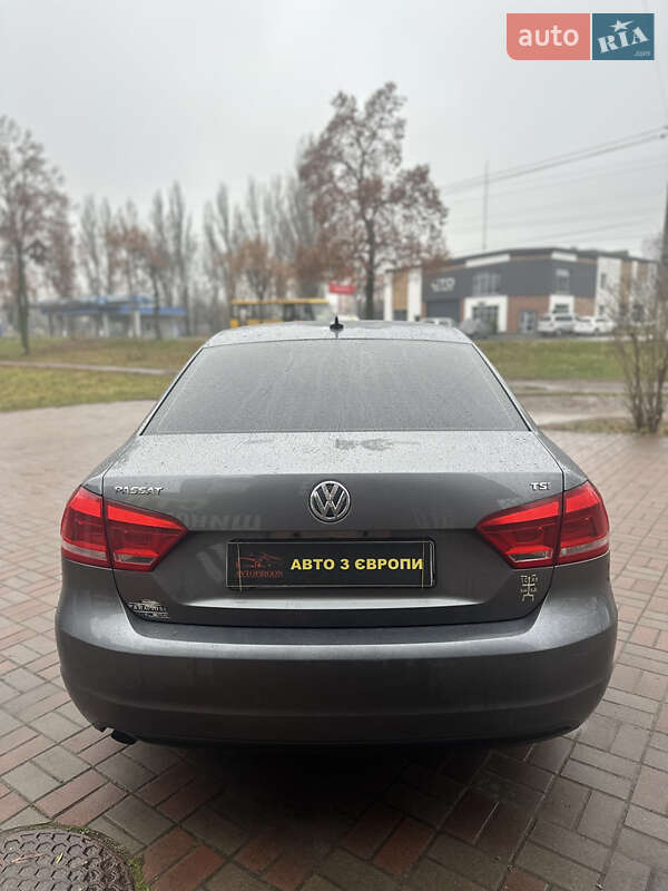 Седан Volkswagen Passat 2014 в Чернигове