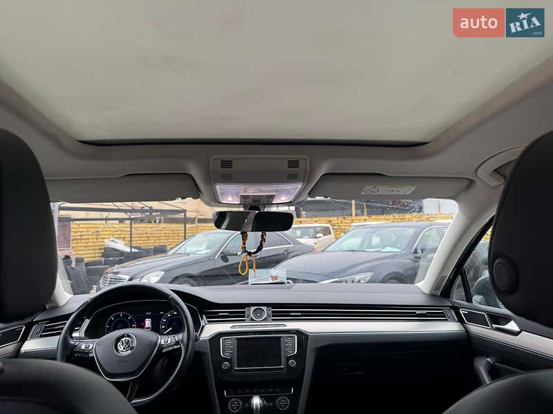 Универсал Volkswagen Passat 2017 в Запорожье фото 16 Универсал Volkswagen Passat 2017 в Запорожье