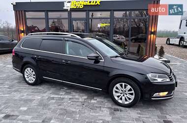 Універсал Volkswagen Passat 2010 в Коломиї