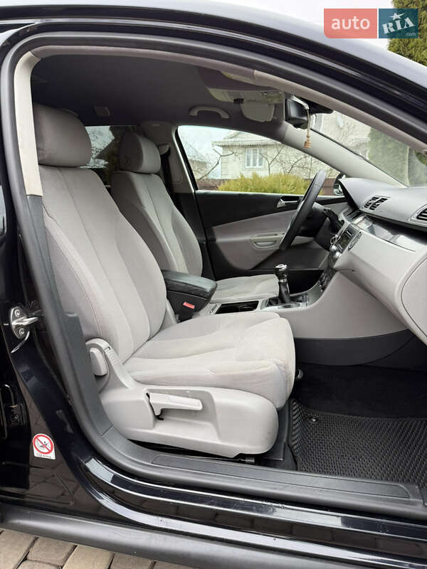 Универсал Volkswagen Passat 2005 в Косове