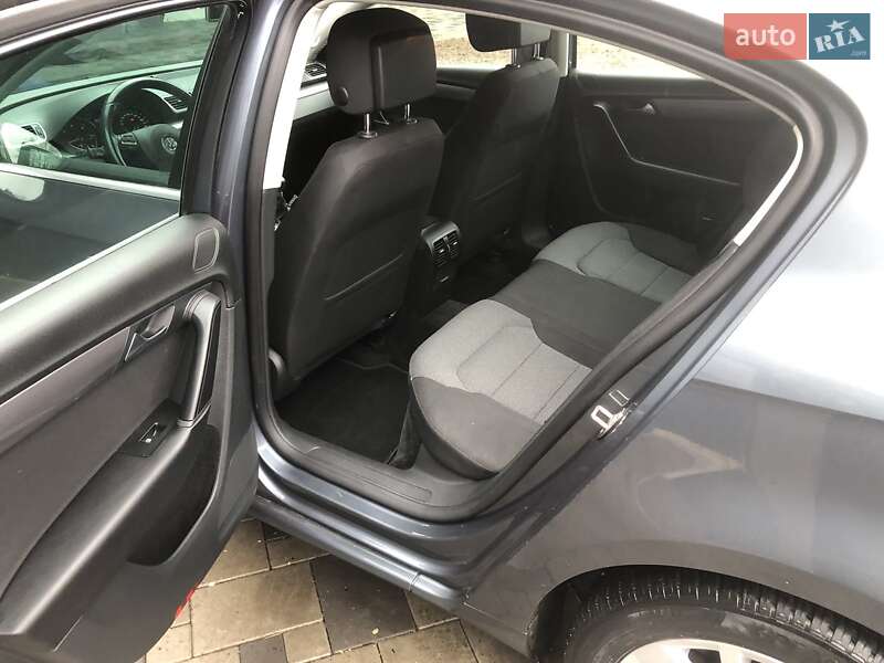 Седан Volkswagen Passat 2010 в Ивано-Франковске фото 9 Седан Volkswagen Passat 2010 в Ивано-Франковске