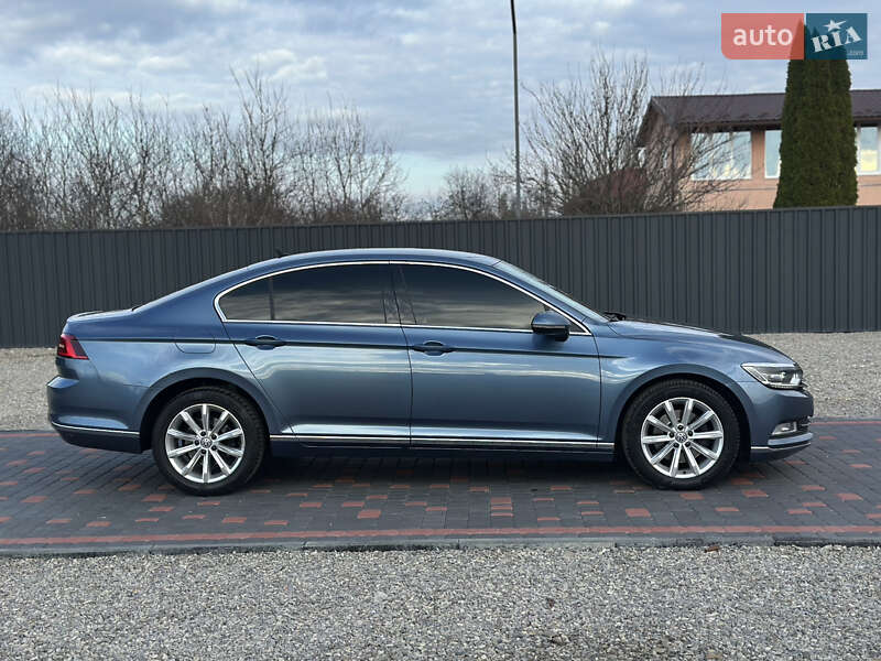 Седан Volkswagen Passat 2016 в Береговому фото 5 Седан Volkswagen Passat 2016 в Береговому