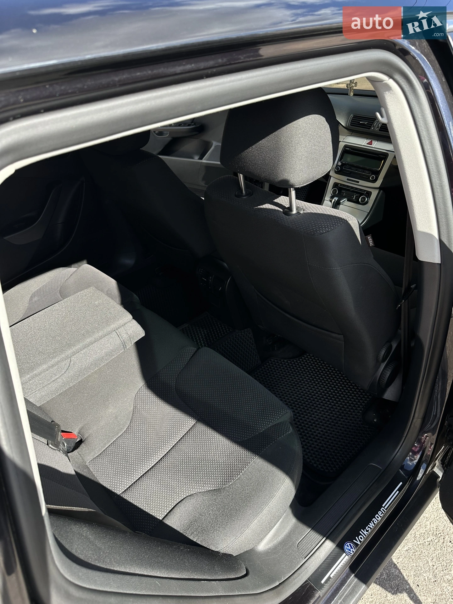 2010 Volkswagen Passat - мініатюра 12