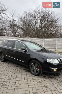 Універсал Volkswagen Passat 2008 в Рівному