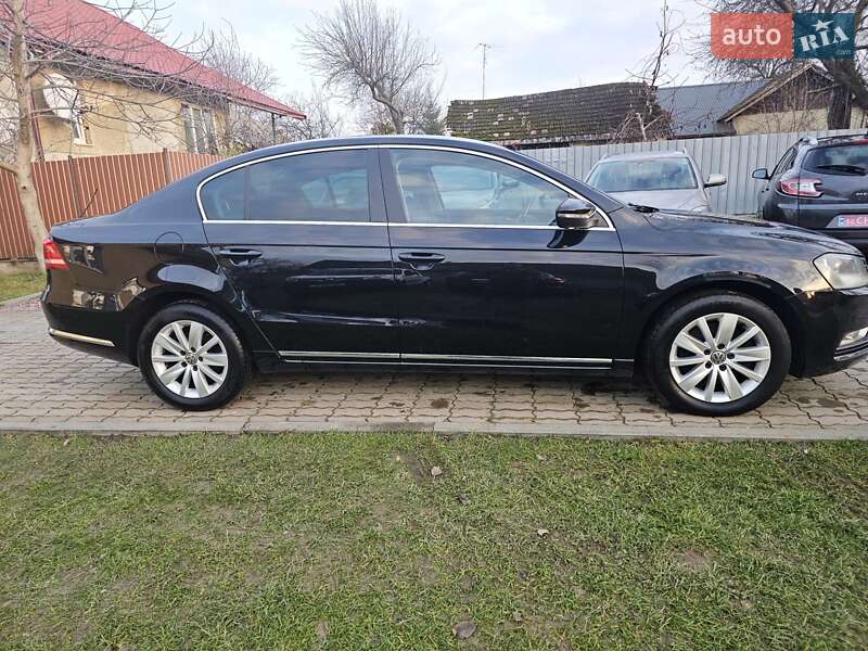 Седан Volkswagen Passat 2012 в Стрые фото 12 Седан Volkswagen Passat 2012 в Стрые