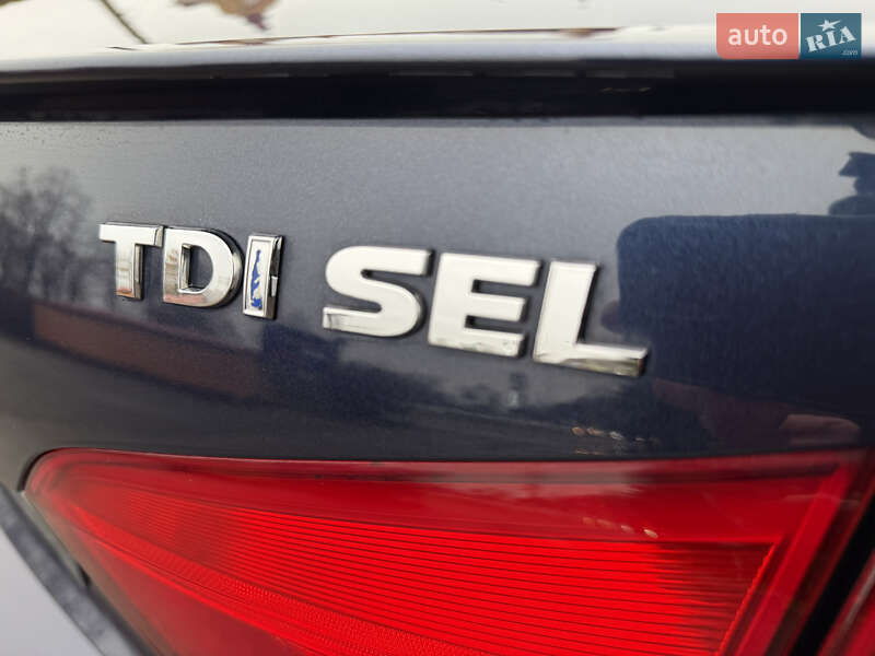 Седан Volkswagen Passat 2014 в Тернополе