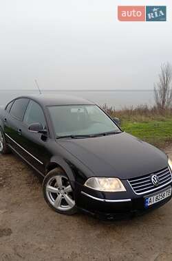 Седан Volkswagen Passat 2004 в Обухове