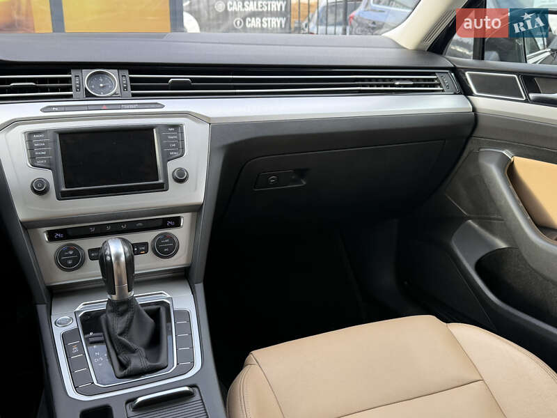 Універсал Volkswagen Passat 2015 в Стрию фото 37 Універсал Volkswagen Passat 2015 в Стрию