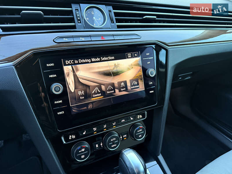 Універсал Volkswagen Passat 2018 в Мукачевому фото 43 Універсал Volkswagen Passat 2018 в Мукачевому