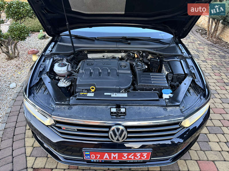Універсал Volkswagen Passat 2018 в Мукачевому фото 46 Універсал Volkswagen Passat 2018 в Мукачевому
