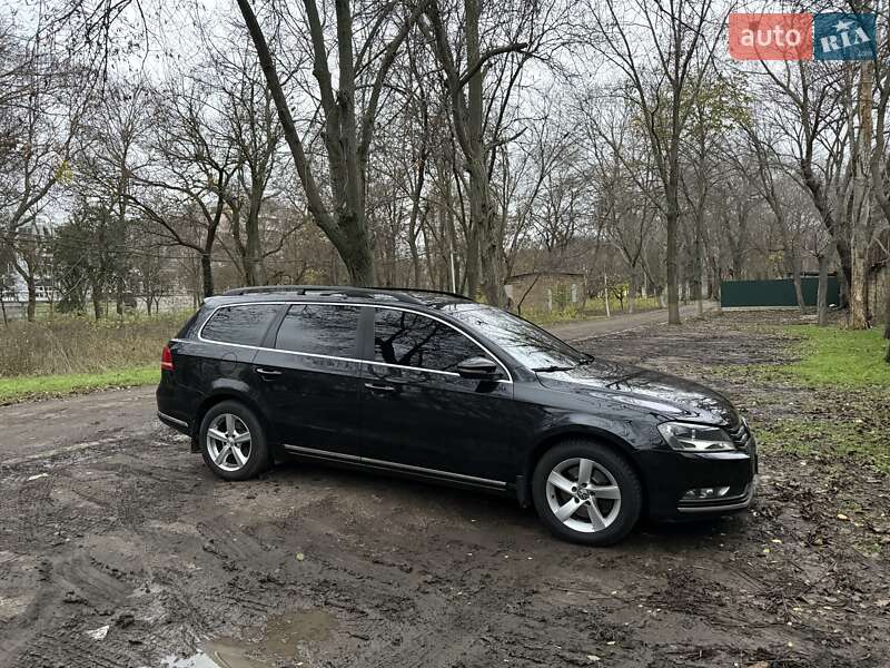 Універсал Volkswagen Passat 2013 в Затишші