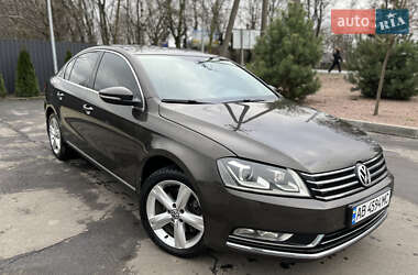 Седан Volkswagen Passat 2012 в Немирове