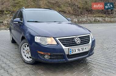 Универсал Volkswagen Passat 2006 в Сатанове