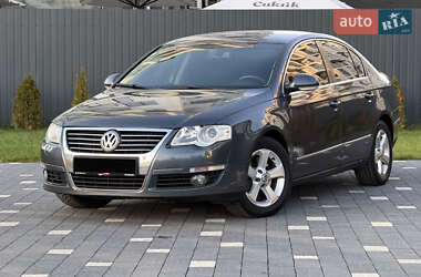 Седан Volkswagen Passat 2008 в Ужгороде