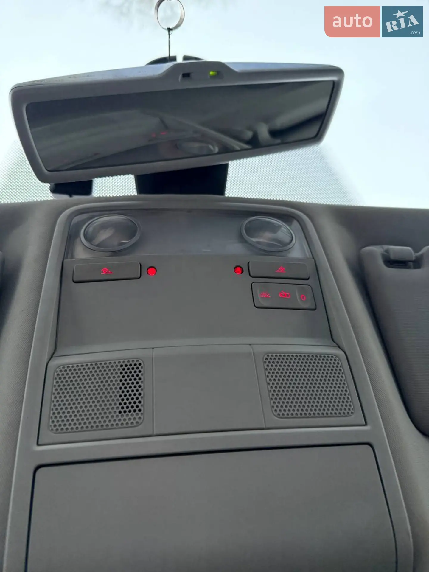 2010 Volkswagen Passat - мініатюра 25