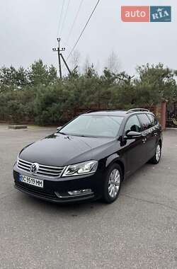 Універсал Volkswagen Passat 2014 в Вінниці