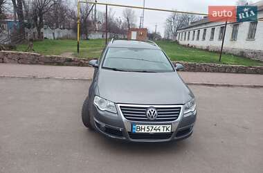 Универсал Volkswagen Passat 2006 в Казанке