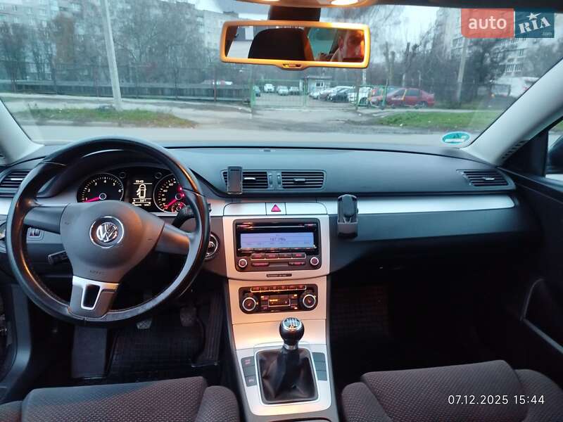 Универсал Volkswagen Passat 2010 в Черкассах