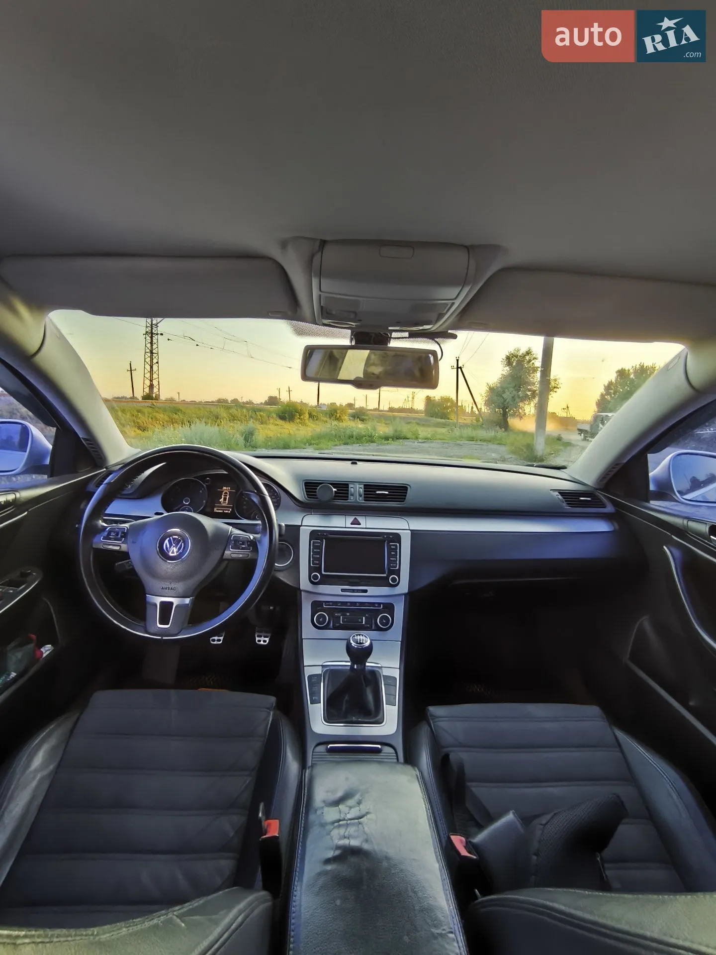2010 Volkswagen Passat - мініатюра 9