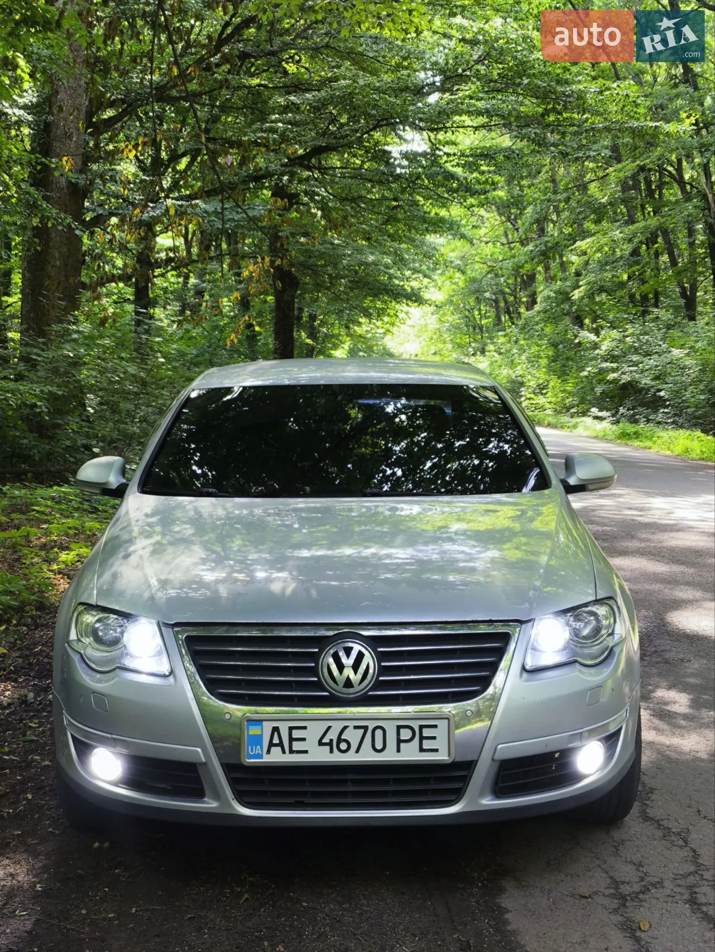 2010 Volkswagen Passat - мініатюра 7