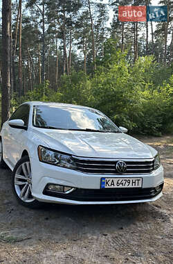 Седан Volkswagen Passat 2018 в Петропавлівській Борщагівці