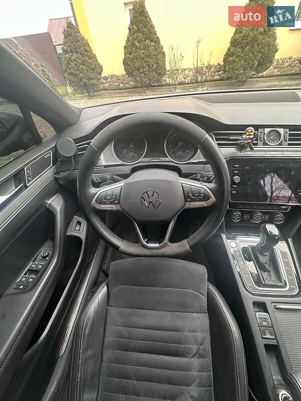 Универсал Volkswagen Passat 2018 в Львове фото 23 Универсал Volkswagen Passat 2018 в Львове