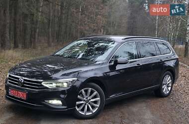 Универсал Volkswagen Passat 2021 в Буче