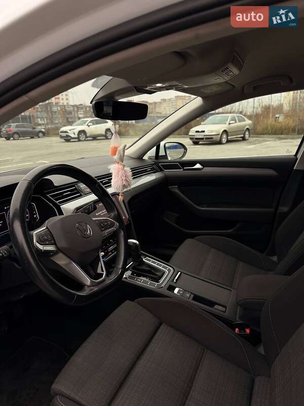 Универсал Volkswagen Passat 2020 в Виннице