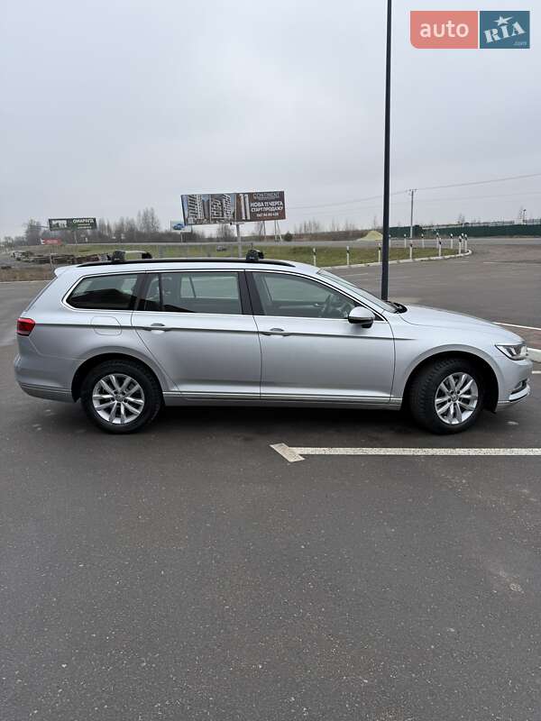 Універсал Volkswagen Passat 2016 в Львові фото 5 Універсал Volkswagen Passat 2016 в Львові