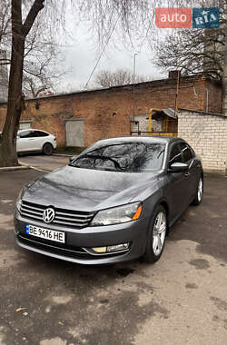 Седан Volkswagen Passat 2012 в Николаеве