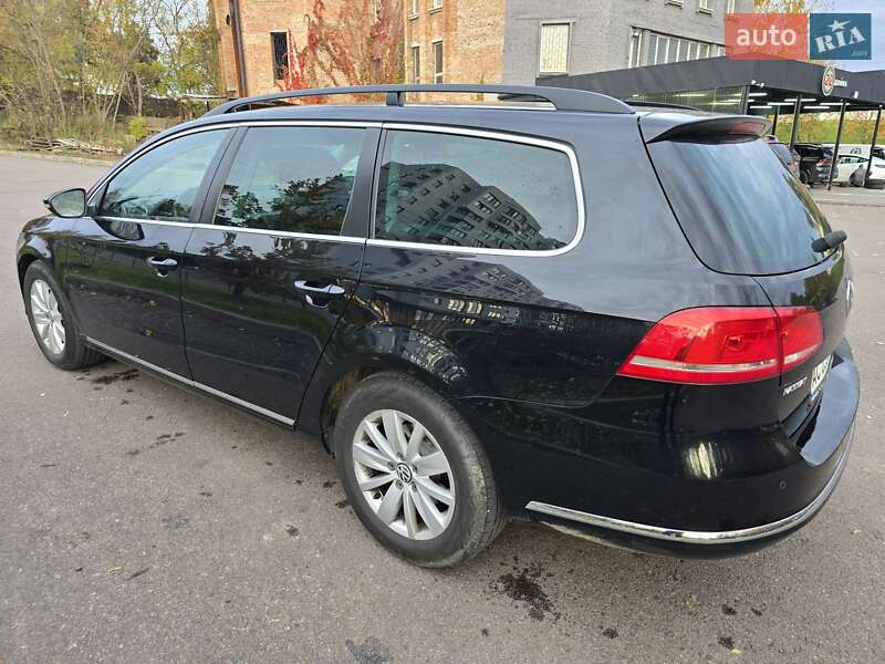 Универсал Volkswagen Passat 2011 в Луцке фото 5 Универсал Volkswagen Passat 2011 в Луцке