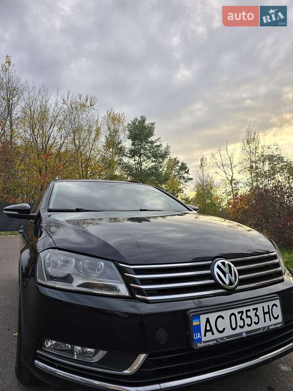 Volkswagen Passat 2011 Volkswagen Passat 2011