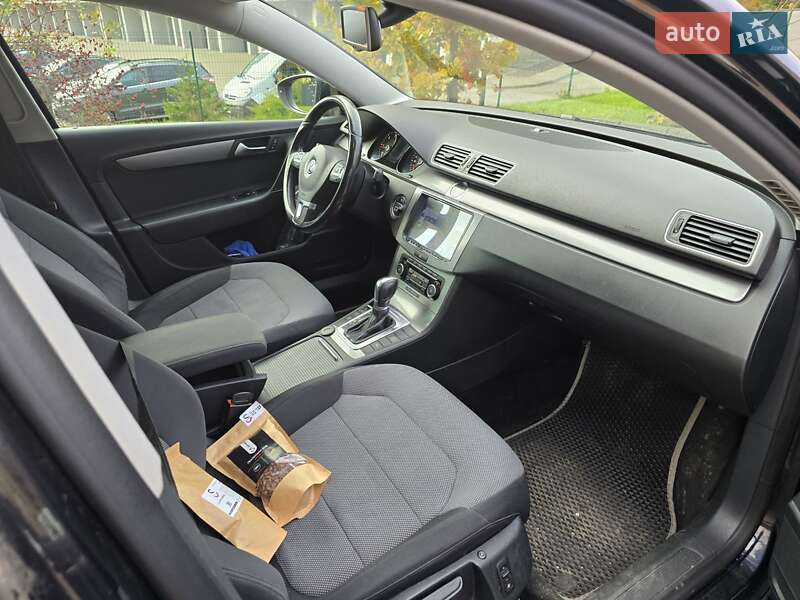 Универсал Volkswagen Passat 2011 в Луцке фото 16 Универсал Volkswagen Passat 2011 в Луцке
