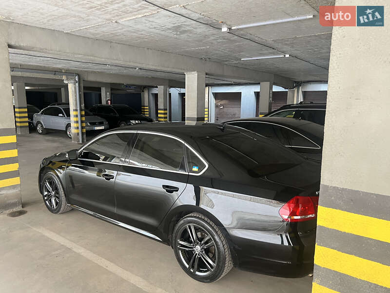 Седан Volkswagen Passat 2015 в Івано-Франківську фото 4 Седан Volkswagen Passat 2015 в Івано-Франківську