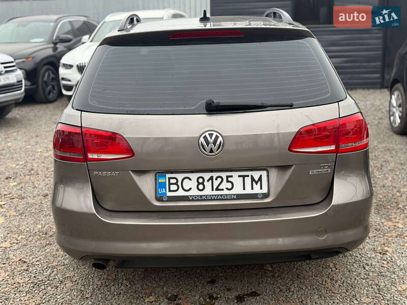 Универсал Volkswagen Passat 2011 в Хмельницком