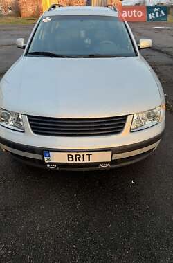 Универсал Volkswagen Passat 1998 в Макарове