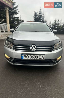 Седан Volkswagen Passat 2013 в Тернополе