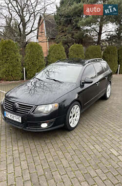 Універсал Volkswagen Passat 2005 в Львові