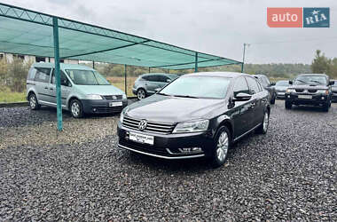 Седан Volkswagen Passat 2011 в Тячеві
