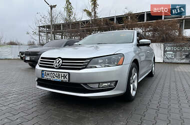 Седан Volkswagen Passat 2015 в Виннице