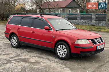 Универсал Volkswagen Passat 2002 в Мирополе