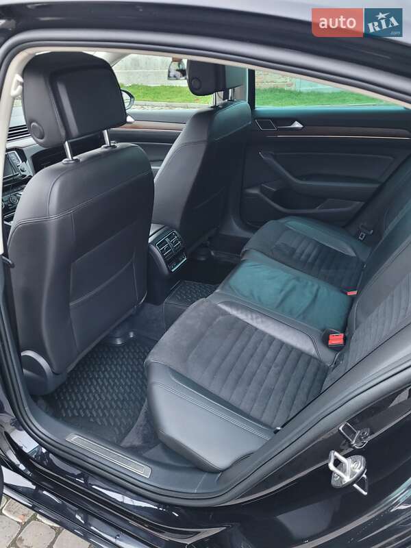 Седан Volkswagen Passat 2017 в Первомайске