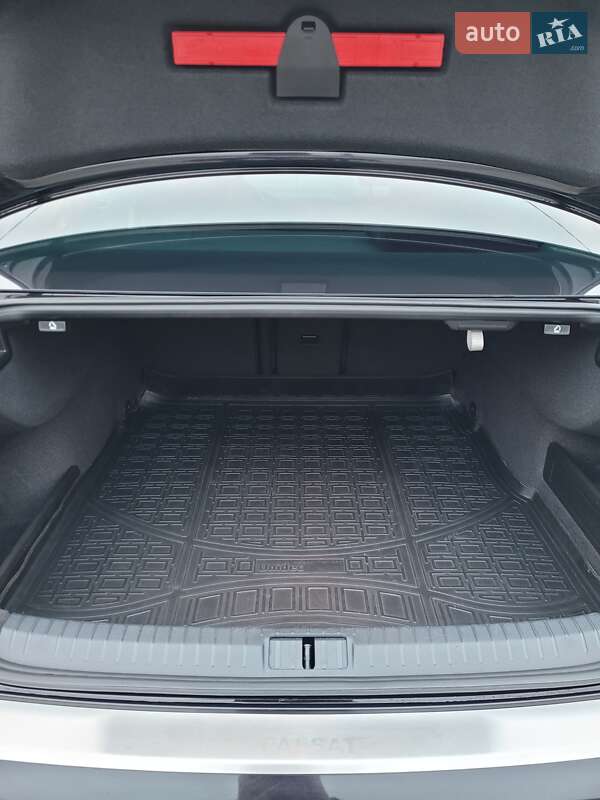 Седан Volkswagen Passat 2017 в Первомайске