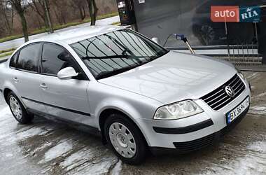 Седан Volkswagen Passat 2004 в Хмельницькому