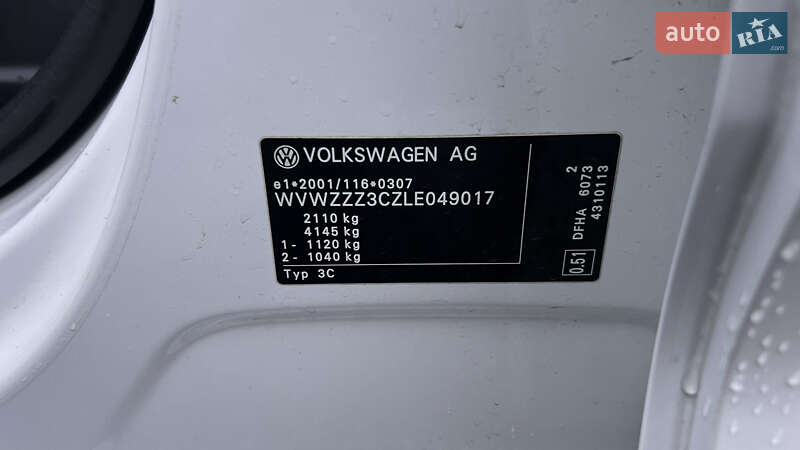 Седан Volkswagen Passat 2019 в Львове