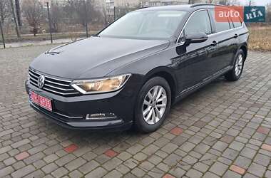 Універсал Volkswagen Passat 2018 в Нововолинську