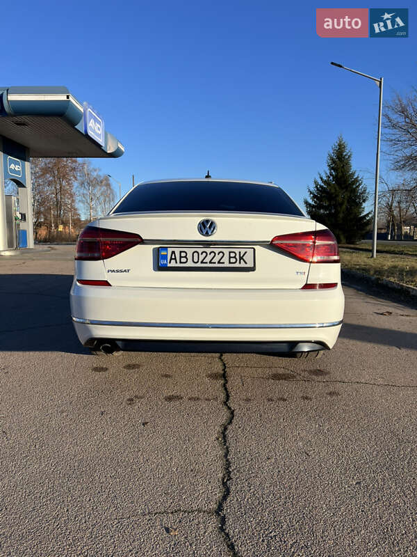 Седан Volkswagen Passat 2016 в Конотопе