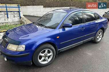 Седан Volkswagen Passat 1997 в Хмельницком