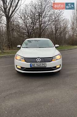 Седан Volkswagen Passat 2013 в Никополе